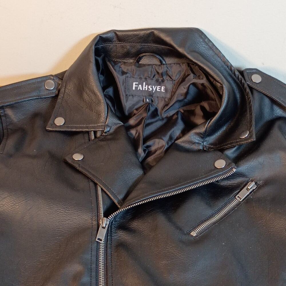 FAHSYEE Men's Size L Black Faux Leather Moto Biker Jacket Asymmetrical Zip